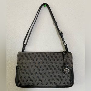 Dooney & Bourke bag